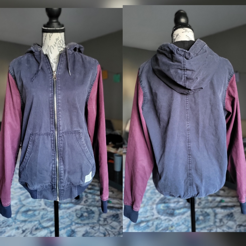 Divided Two-Tone Hooded Jacket – Blue and Purple